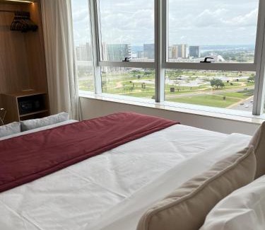 Setor Hoteleiro Sul Hotel | Hotel de Alto Padrão Com Vista Livre Incrível! Cama King Size Cond Hotel Alvorada