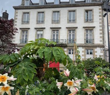 Morlaix Apartment | hotel de Croix