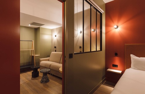 Voltaire - Saint Amour Hotel | Hotel de Noailles