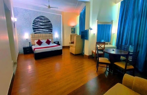 Katra Hotel | Hotel Devi Grand