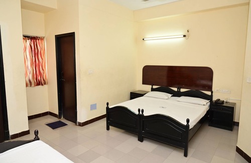 Mayiladuthurai Hotel | Hotel Dhayalan