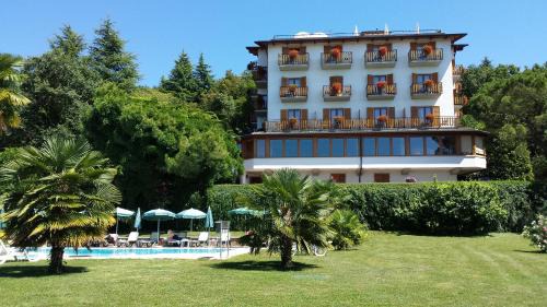 San Zeno di Montagna Hotel | Hotel Diana