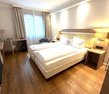 Bernkastel Hotel | Hotel Doctor Weinstube