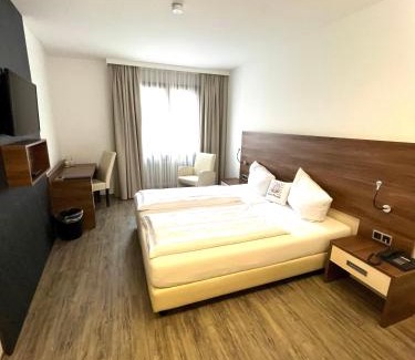 Bernkastel Hotel | Hotel Doctor Weinstube
