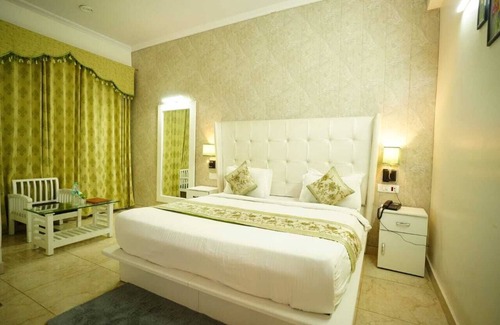 Kashipur Hotel | Hotel Drona Palace