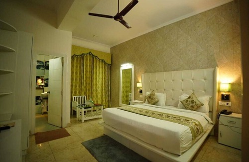 Kashipur Hotel | Hotel Drona Palace