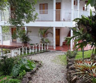 Curiti House | Hotel Ecoturistico Villa Lucy