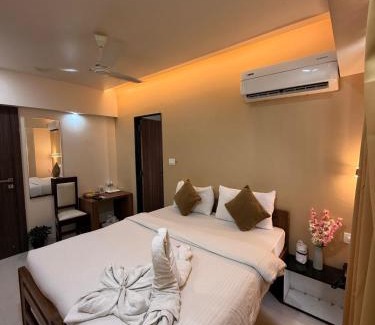 Khattalwada Hotel | Hotel Emersion Residency