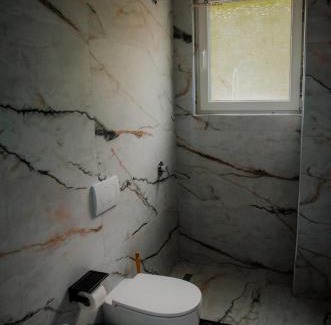 Diber Hotel | Hotel ERALD