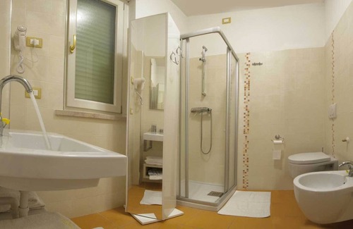 Alba Adriatica Hotel | Hotel Eva