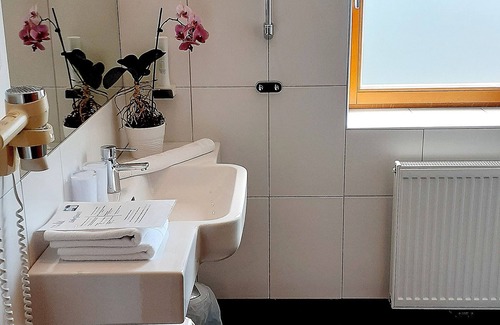 Funfhaus Hotel | Hotel Fabrik