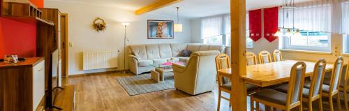 Saalfeld-Saale House | Hotel & Ferienwohnungen Bohlenblick