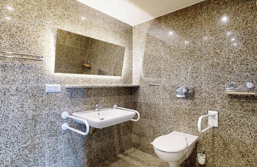 Vrbov Hotel | hotel GALICA