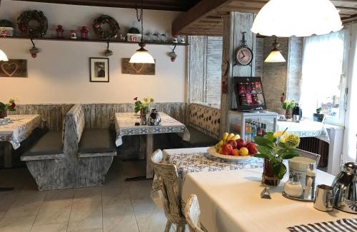 Muhlwinkl Hotel | Hotel Garni Haus Alpine - Chiemgau Karte inkl