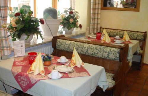 Safferstetten Hotel | Hotel garni Hubertushof