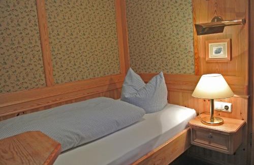 Bibelod Hotel | Hotel Garni Landhaus Traunbachhäusl