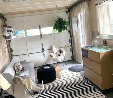 Abelemkpe Hotel | Hotel