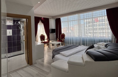 Mezetli Hotel | Hotel Golden King