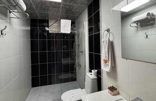 Mezetli Hotel | Hotel Golden King