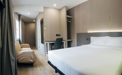 La Latina Hotel | Hotel Golden Madrid
