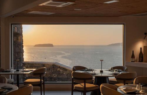 Akrotiri Hotel | Hotel Goulielmos