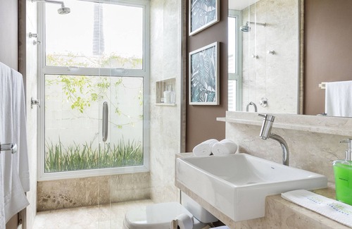 Aguas de Santa Barbara Hotel | Hotel Green Village