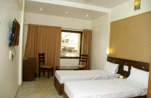 Ahmednagar Hotel | Hotel Gulmohar Pride