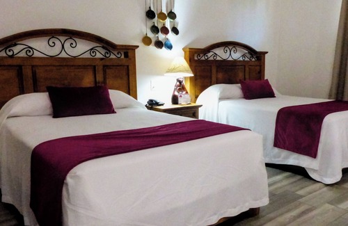 Esterito Hotel | Hotel Hacienda Bugambilias La Paz & Centro de Convenciones