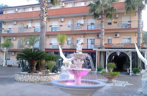 Licola Hotel | Hotel Happy Days
