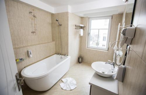 Craiova Hotel | Hotel Helin Central