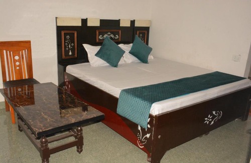 Bharatpur Hotel | Hotel Holiday