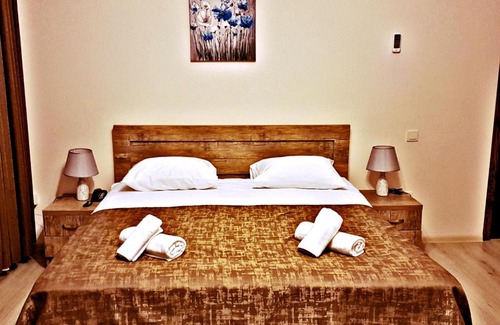 Vake-Saburtalo Hotel | Hotel Holiday Villa