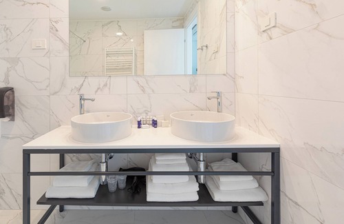 Novalja Hotel | Hotel In Excelsis