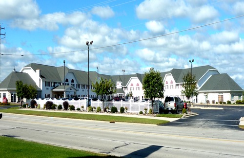 Ashwaubenon Hotel | Hotel J Green Bay