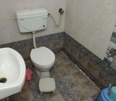 Maihar Apartment | Hotel jagmani palace restaurant & bar