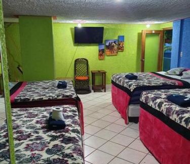 Quetzaltenango Hotel | hotel kasa kamelot 2