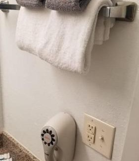 Stillwater Apartment | Hotel King Bed Hotel Room 121 Wi-Fi Booking