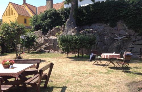 Allinge House | Hotel Klostergaarden
