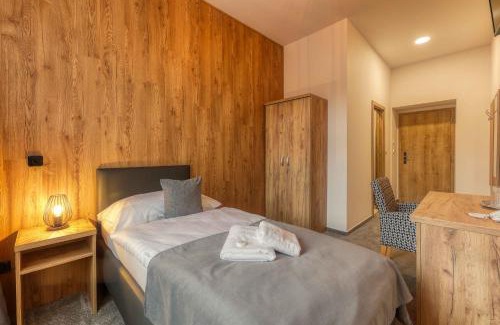 Lipova-Lazne Hotel | Hotel Lípa