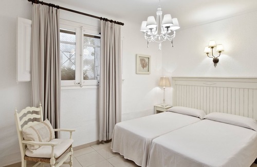 Llanca Hotel | Hotel La Goleta