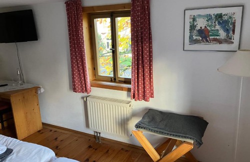 Hohenroth Apartment | Hotel & Landgasthof Zur Sonne