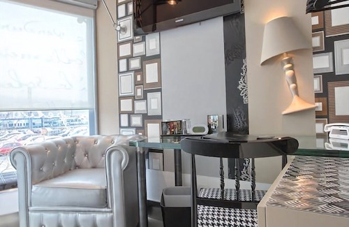 Charleville-Mezieres Hotel | Hotel Le Dormeur du Val