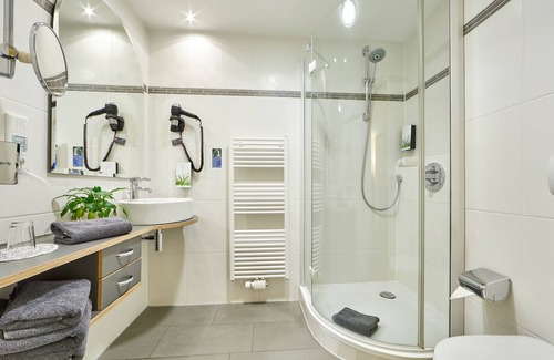 Linderbach Hotel | Hotel LinderHof Erfurt