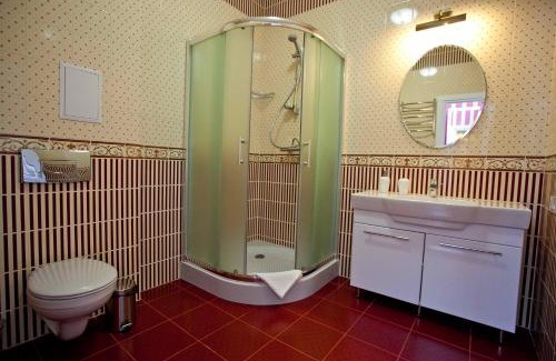 Dnipro Hotel | Hotel Litera