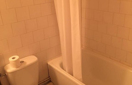 Pierre-Benite Hotel | Hotel Lyon Sud, Pierre Benite, St Genis Laval