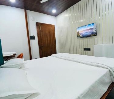 Dilsukhnagar Hotel | Hotel M Hyatt