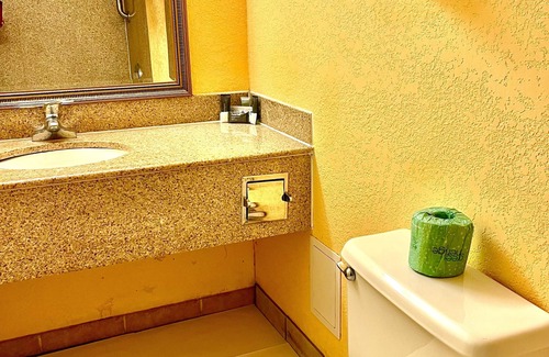 Star City Hotel | Hotel M Morgantown - WVU Area