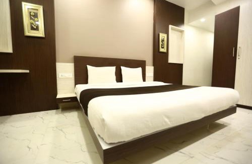 Kolhapur Hotel | Hotel Madhuri Executive