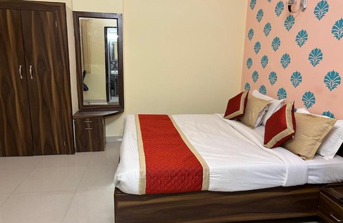 Jagatpura Hotel | HOTEL MAHIMA PALACE