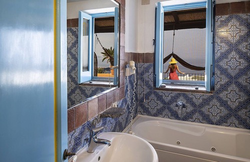 Santa Marina Salina Hotel | Hotel Mamma Santina